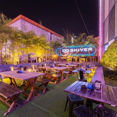 J Icon Hip Hotel Balikpapan  Dış mekan fotoğraf