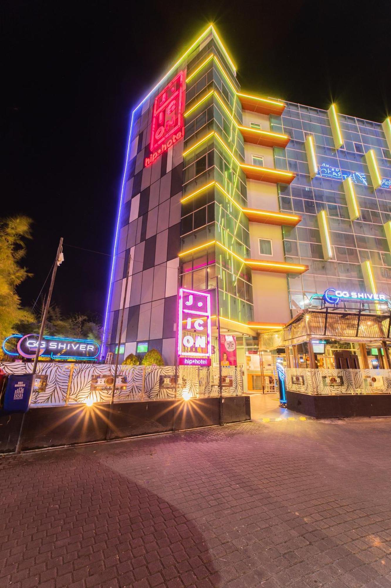 J Icon Hip Hotel Balikpapan  Dış mekan fotoğraf