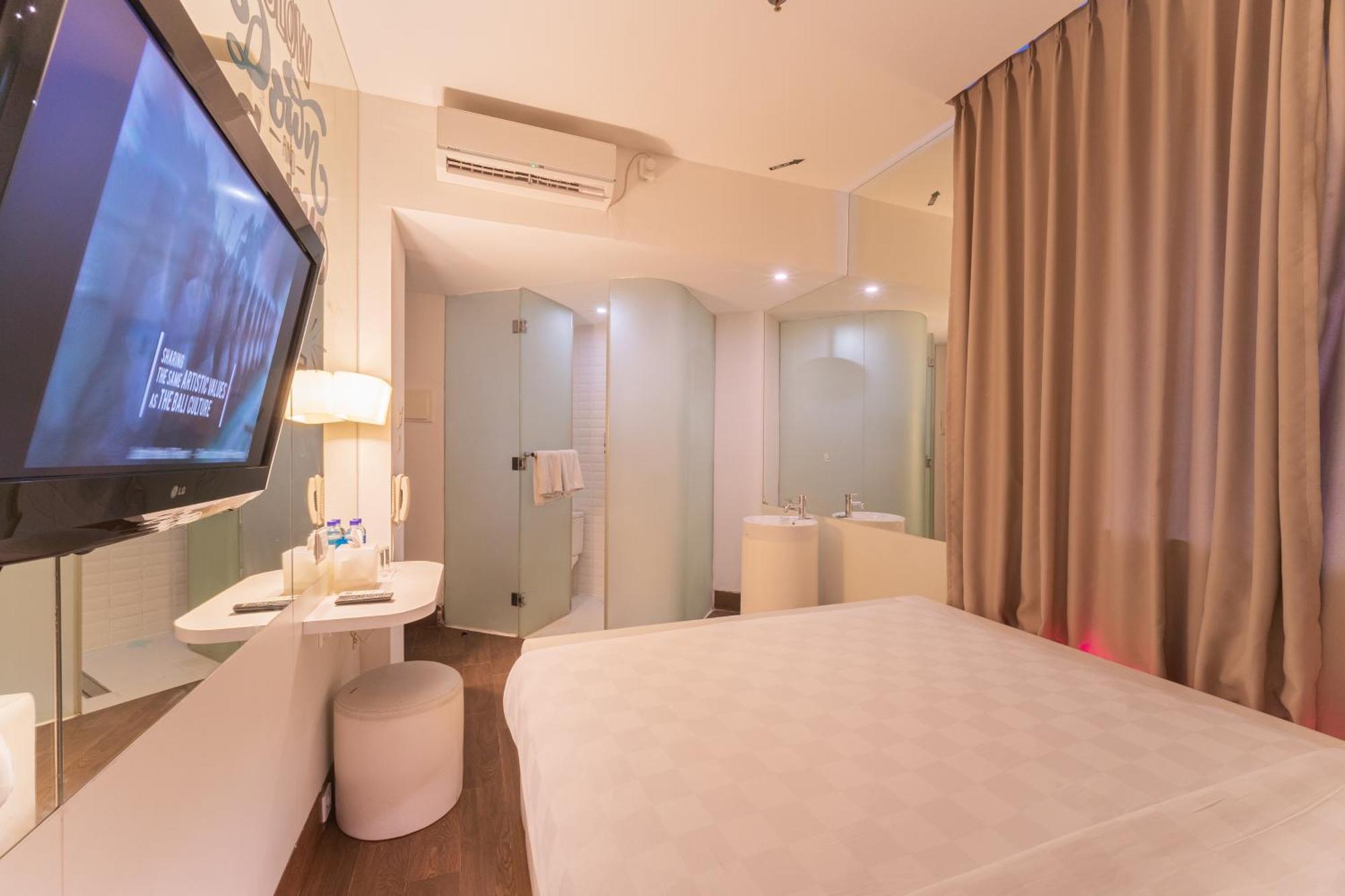 J Icon Hip Hotel Balikpapan  Dış mekan fotoğraf