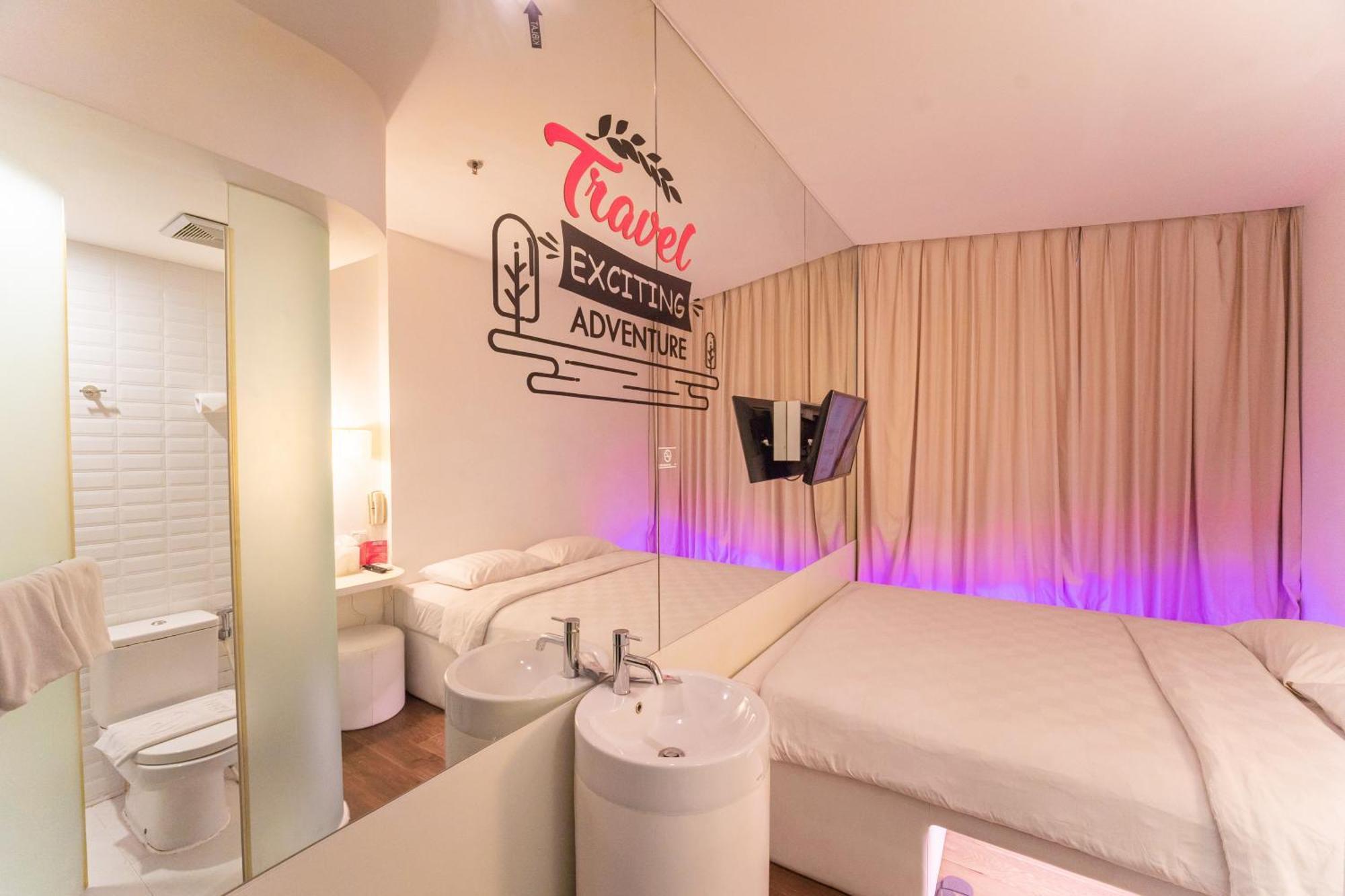 J Icon Hip Hotel Balikpapan  Dış mekan fotoğraf