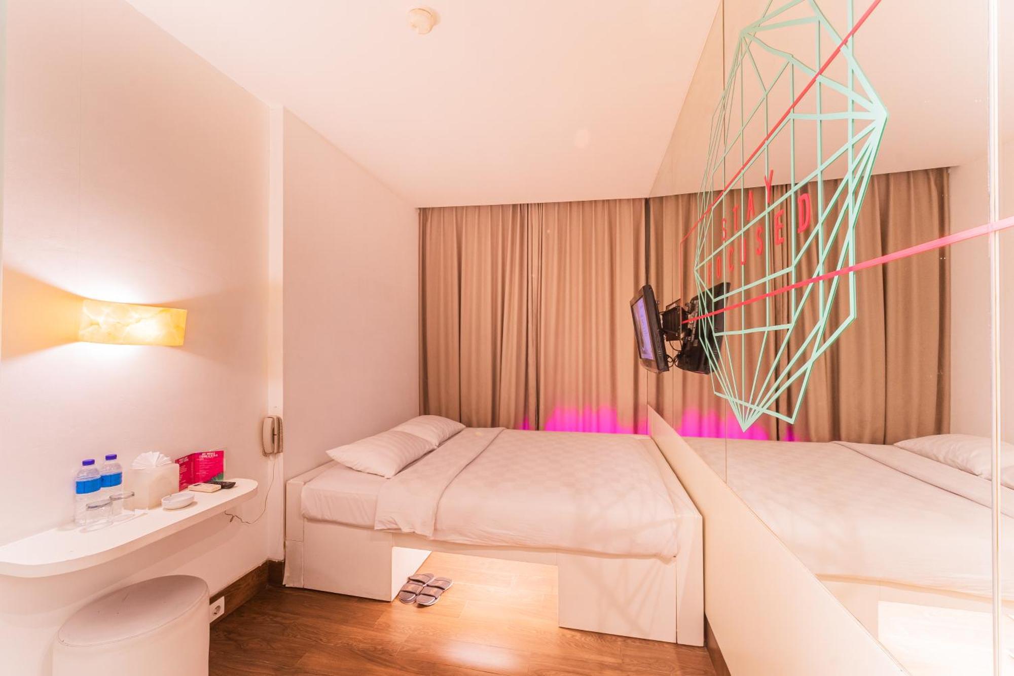 J Icon Hip Hotel Balikpapan  Dış mekan fotoğraf